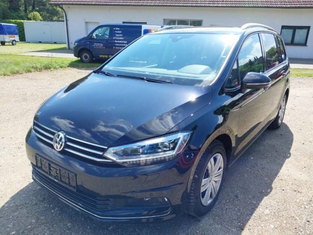 Volkswagen Touran 1.6 TDI 115 CV SCR Comfortline 7 Posti usato a RIVIGNANO TEOR