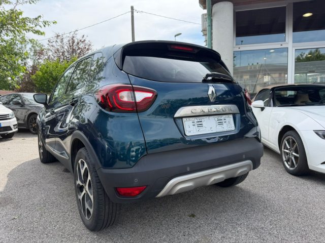 Renault Captur TCe Start&Stop Energy Bose - foto 2 di 4