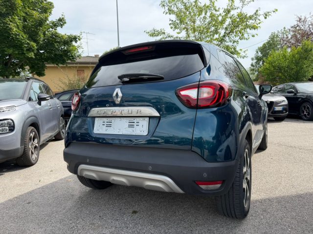 Renault Captur TCe Start&Stop Energy Bose - foto 3 di 4
