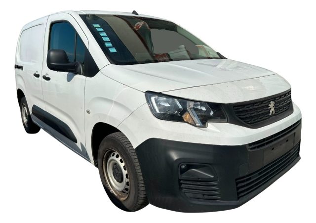 Peugeot Partner BlueHDi 100 PC Furgone Premium + IVA usato a RIVIGNANO TEOR