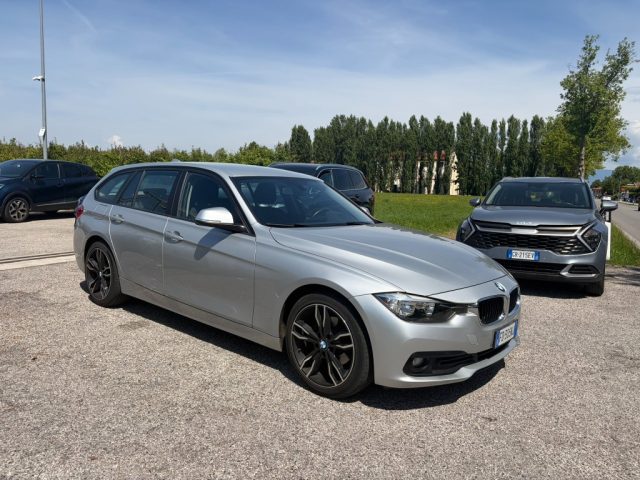 BMW 318 d Touring Sport Automatica usato a RIVIGNANO TEOR