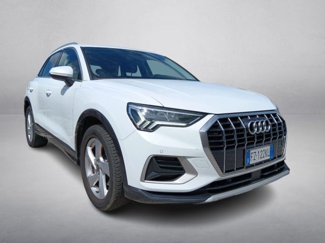 Audi Q3 35 TDI Business Advanced S Tronic - foto 2 di 4