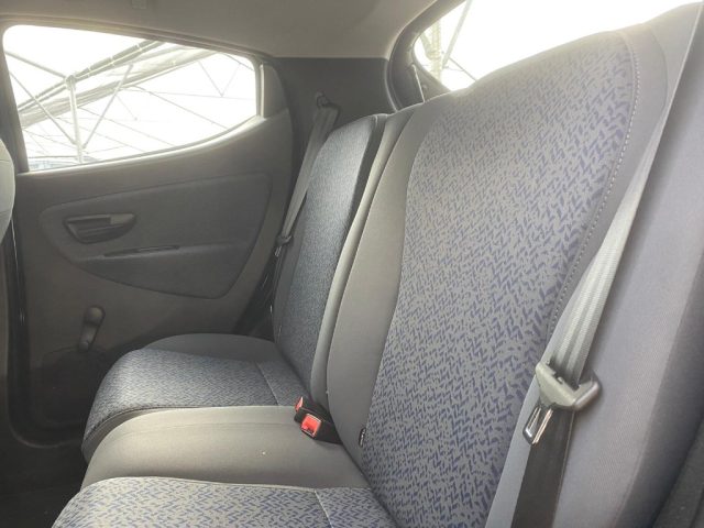 Lancia Ypsilon 1.0 FireFly 5 porte S&S Hybrid Ecochic Gold - foto 4 di 4