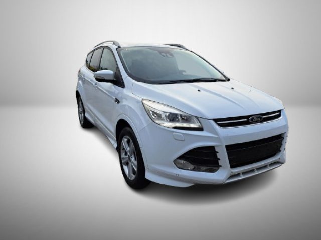Ford Kuga 2.0 TDCI 150 CV Tetto 4WD Powershift Titanium - foto 2 di 4