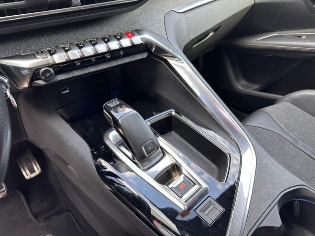 Peugeot 3008 BlueHDi 120 S&S EAT6 GT Line, del 2017, 88.200 km, in vendita a Rivignano Teor (UD)