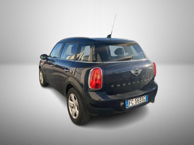 MINI Countryman Mini Cooper D Business Countryman, del 2016, 179.800 km, in vendita a Rivignano Teor (UD)