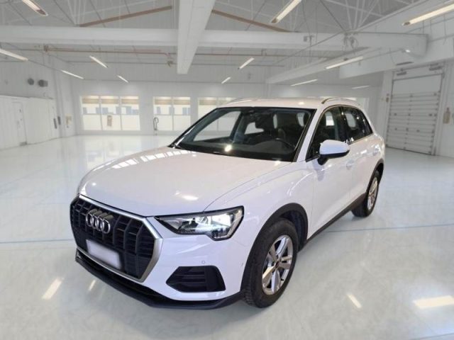 Audi Q3 35 TDI S tronic Business usato a RIVIGNANO TEOR