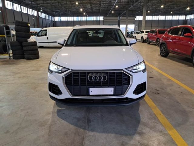 Audi Q3 35 TDI S tronic Business - foto 4 di 4