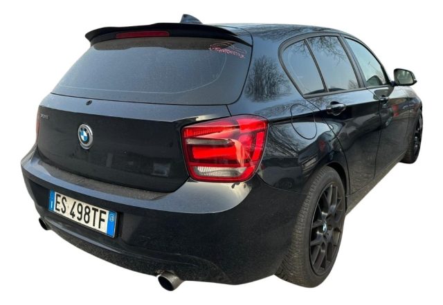 BMW 118 d xDrive 5p. Sport - foto 4 di 4