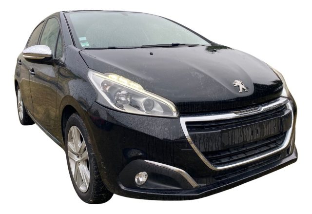 Peugeot 208 1� serie PureTech 82 5 porte Style - foto 3 di 4