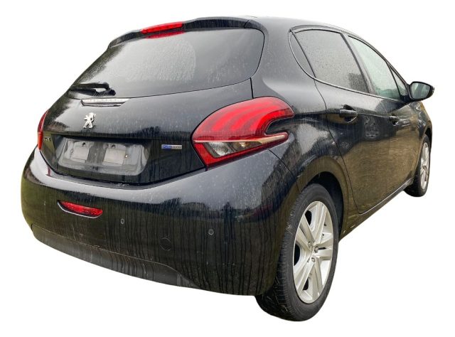 Peugeot 208 1� serie PureTech 82 5 porte Style - foto 2 di 4