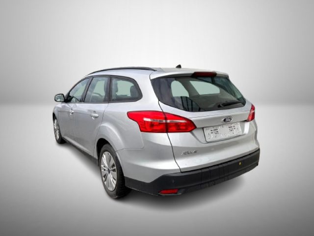 Ford Focus 1.5 TDCi 120 CV Start&Stop SW Business - foto 3 di 4