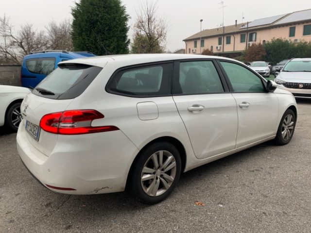Peugeot 308 BlueHDi 120 S&S EAT6 SW Business Navi Automatica - foto 3 di 4