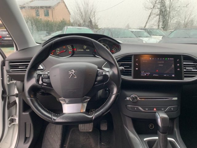 Peugeot 308 BlueHDi 120 S&S EAT6 SW Business Navi Automatica - foto 4 di 4