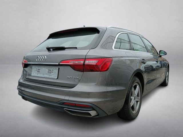 Audi A4 Avant 30 TDI/136 CV S tronic Business - foto 3 di 4