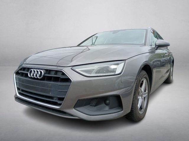 Audi A4 Avant 30 TDI/136 CV S tronic Business usato a RIVIGNANO TEOR