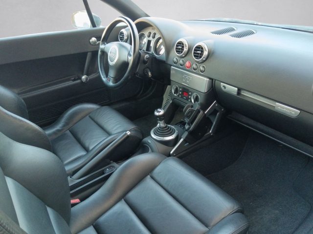 Audi TT Coupé 1.8 T 20V 179 CV cat quattro, del 2000, 206.200 km, in vendita a Rivignano Teor (UD)