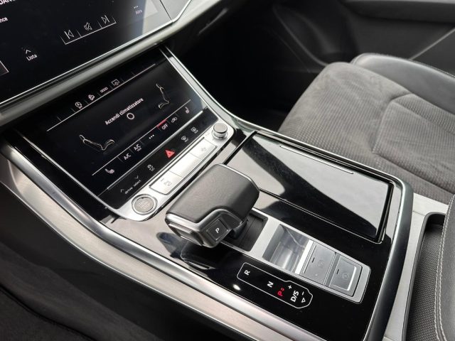 Audi Q8 50 TDI 286 CV quattro tiptronic Sport, del 2022, 72.520 km, in vendita a Rivignano Teor (UD)