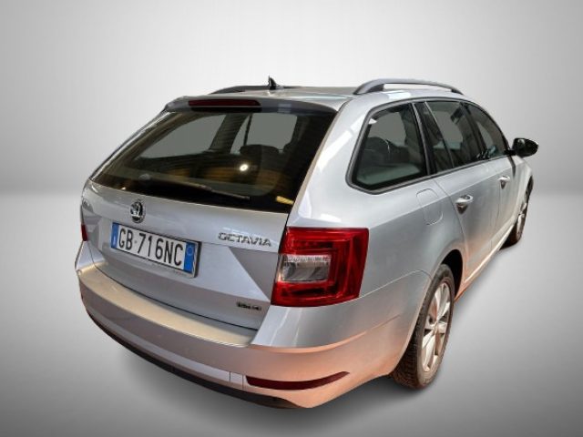 Skoda Octavia 1.5 DSG Wagon Style G-Tec - foto 2 di 4