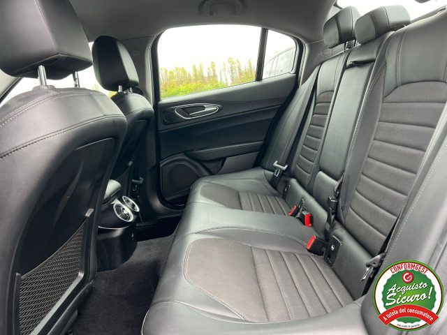 Alfa Romeo Giulia 2.2 Turbodiesel 160 CV AT8 Super, del 2018, 81.020 km, in vendita a Rivignano Teor (UD)