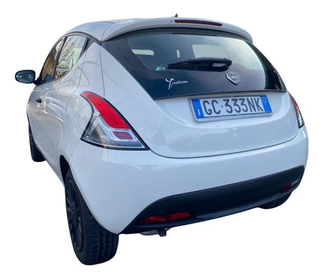 Lancia Ypsilon 1.2 69 CV 5 porte GPL Ecochic Gold - foto 4 di 4