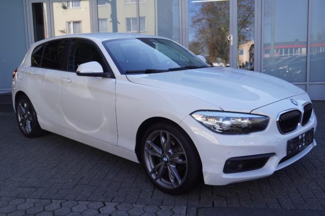 BMW 118 i 5p. Advantage - foto 2 di 4