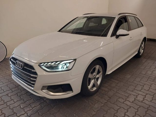 Audi A4 Avant 35 TFSI S tronic Business Advanced usato a RIVIGNANO TEOR