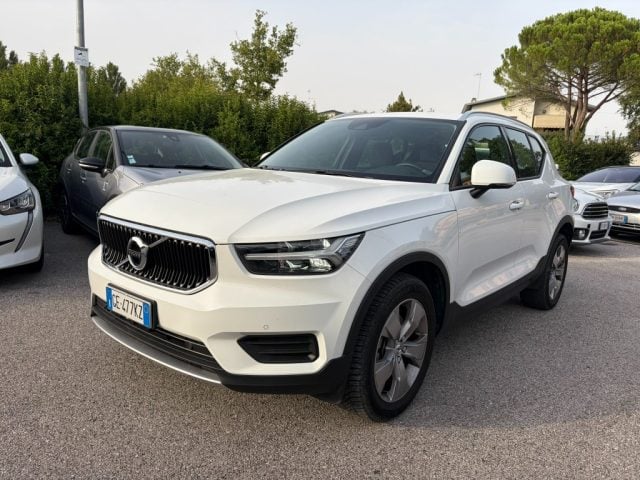 Volvo XC40 T2 Geartronic Momentum usato a RIVIGNANO TEOR