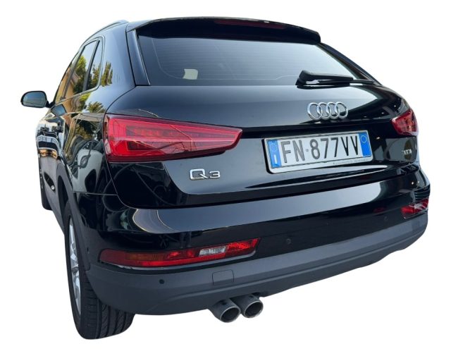 Audi Q3 2.0 TDI 120 CV Business - foto 2 di 15