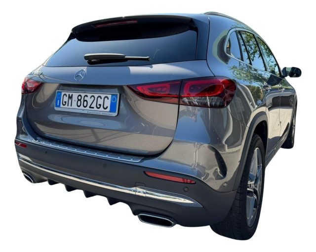 Mercedes-Benz GLA 180 d Automatic Premium - foto 3 di 4