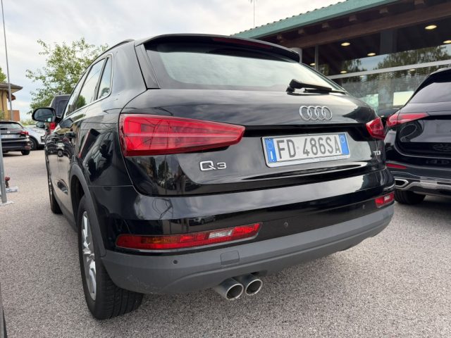 Audi Q3 2.0 TDI 120 CV Business - foto 2 di 4