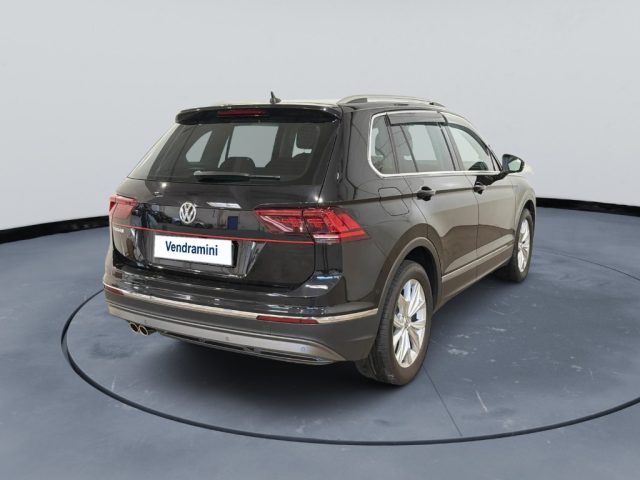 Volkswagen Tiguan 1.5 TSI 150 CV DSG Highline BlueMotion Technology - foto 4 di 4