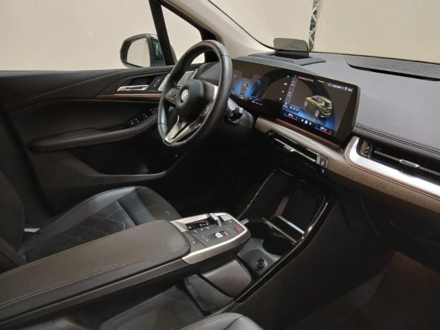 BMW 218 i Active Tourer Connected Automatico - foto 3 di 4