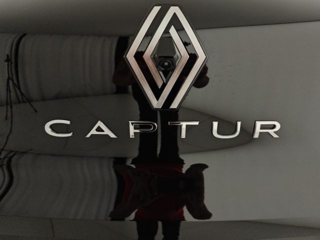 Renault Captur ECO-G 100 CV Techno - foto 3 di 4
