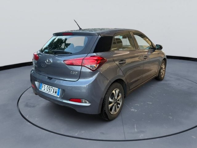 Hyundai i20 1.2 5 porte Go! - foto 2 di 4
