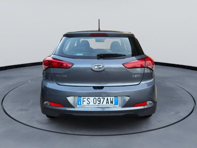 Hyundai i20 1.2 5 porte Go! - foto 3 di 4