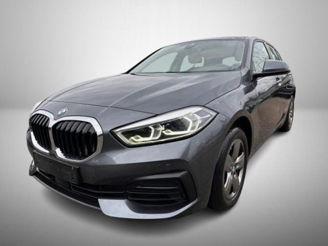 BMW 116 d 5p. Business Advantage, del 2021, 55.216 km, in vendita a Rivignano Teor (UD)