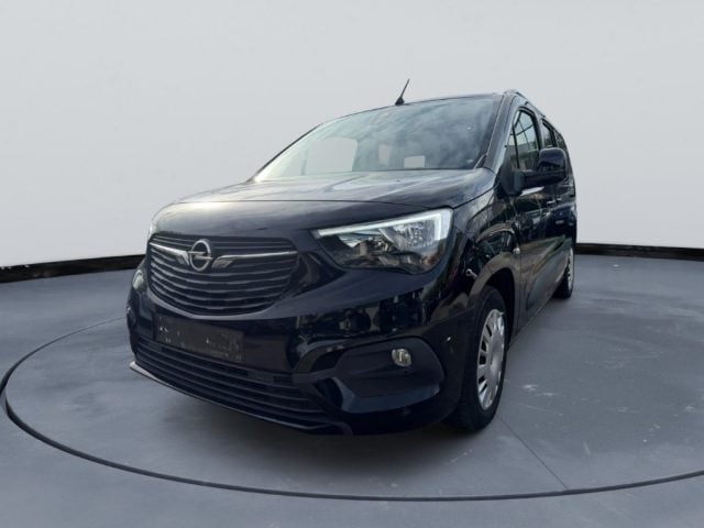 Opel Combo Life 1.2 110 CV S&S MT6 Advance, del 2019, 99.890 km, in vendita a Rivignano Teor (UD)