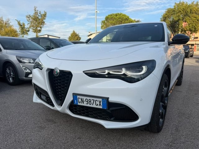 Alfa Romeo Stelvio 2.2 Turbodiesel 210 CV AT8 Q4 Veloce - foto 2 di 4