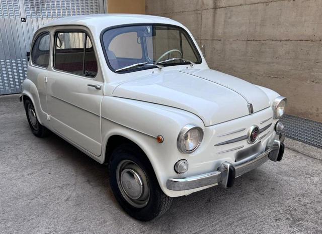 Fiat 600 600 D d'epoca a ARIENZO