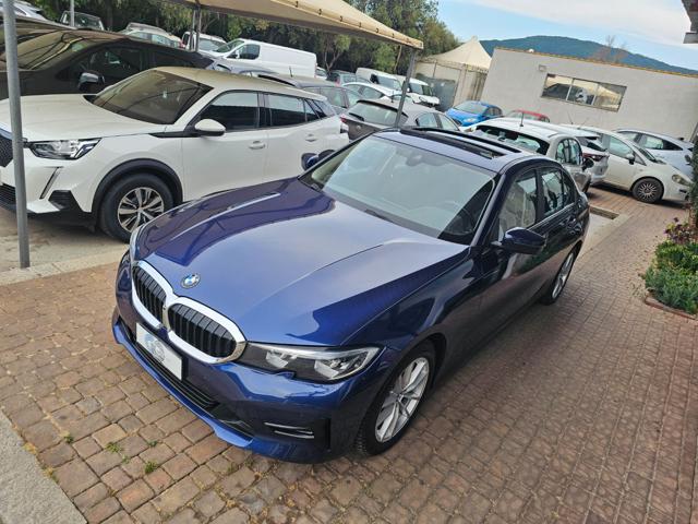 BMW 318 d Business Advantage usato a SINISCOLA
