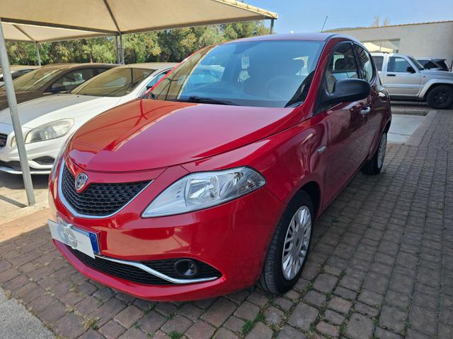 Lancia Ypsilon 1.2 69 CV 5 porte GPL Ecochic Silver usato a SINISCOLA