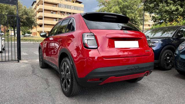 Fiat 600 HYBRID 1.2 110CV DCT MHEV LA PRIMA*24M.G.*CAM360°* - foto 3 di 4