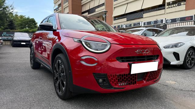 Fiat 600 HYBRID 1.2 110CV DCT MHEV LA PRIMA*24M.G.*CAM360°* - foto 2 di 4