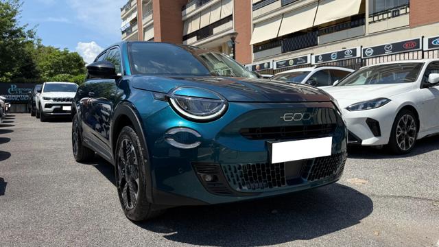 Fiat 600 HYBRID 1.2 110CV DCT MHEV LA PRIMA*24M.G.*CAM360°* - foto 2 di 4