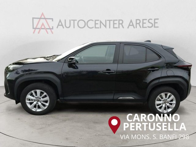 Toyota Yaris Cross 1.5 Hybrid 5p. E-CVT Business GARANZIA3ANNI, del 2022, 40.400 km, in vendita a Caronno Pertusella (VA)