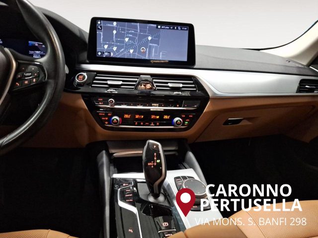 BMW 520 d 48V Touring Business, del 2021, 116.105 km, in vendita a Caronno Pertusella (VA)
