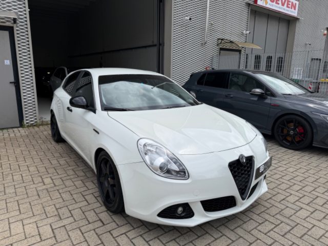 Alfa Romeo Giulietta 1.4 Turbo 120 CV Distinctive - foto 4 di 4