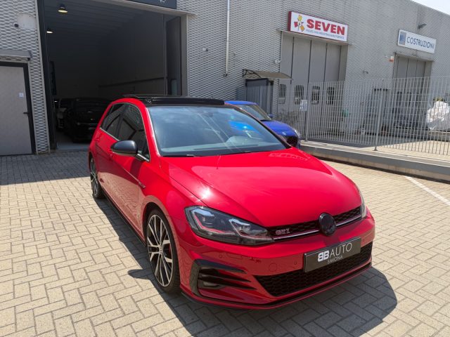 Volkswagen Golf GTI Performance 2.0 245 CV DSG TETTO ALCANATARA 19'' - foto 4 di 4