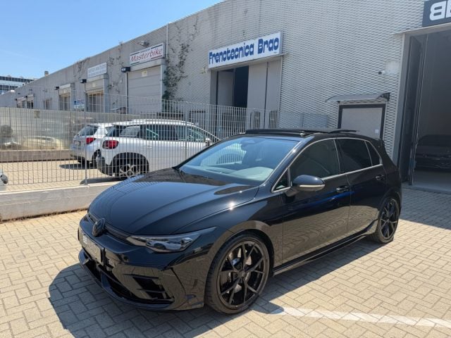 Volkswagen Golf R 2.0 TSI R DSG 4Motion Black Edition AKRA TETTO DCC - foto 3 di 4